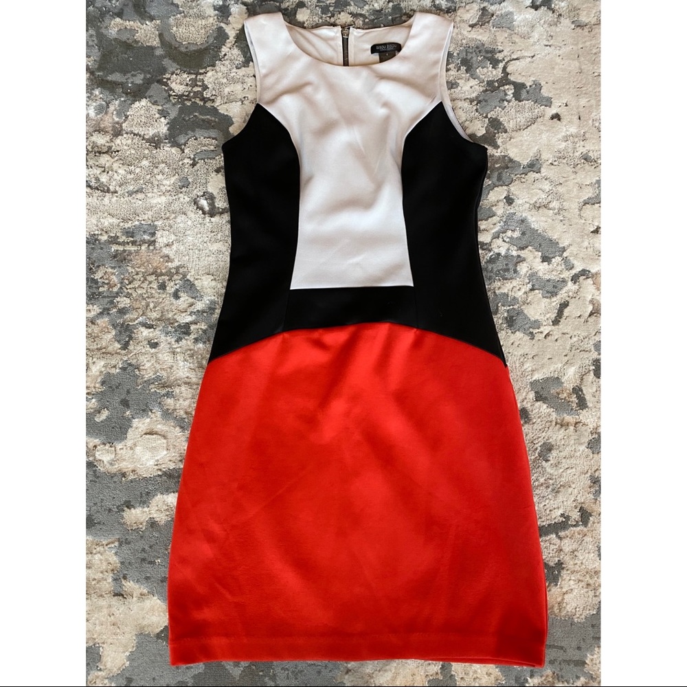 Bisou Bisou Color Block Dress! 🖤🤍❤️🧡